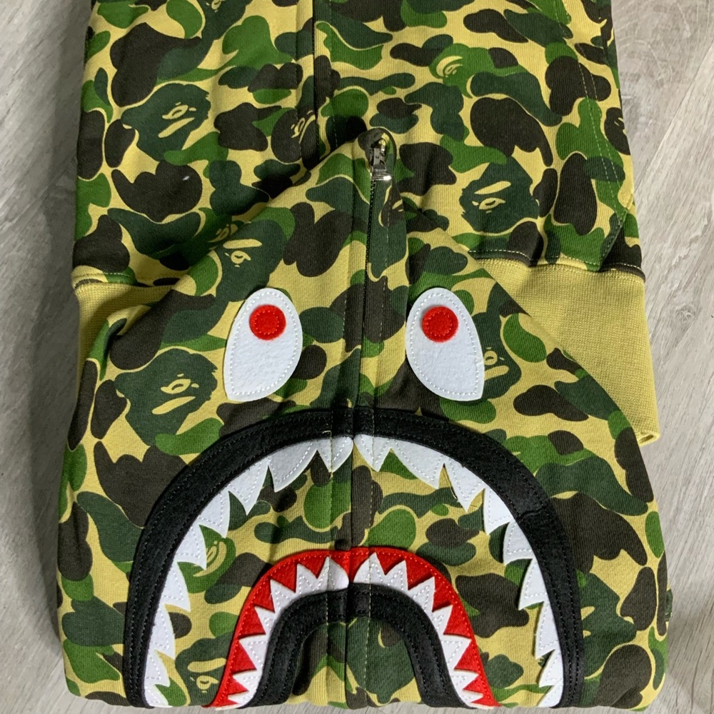 A Bathing Ape Shark Hoodie - Green Camo - Picture 2 of 8